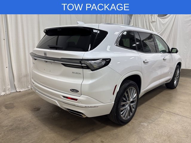 Used 2025 Buick Enclave Avenir w/ Super Cruise Package AWD/4WD image 5