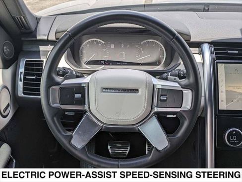 Used 2023 Land Rover Discovery HSE R-Dynamic AWD/4WD image 14