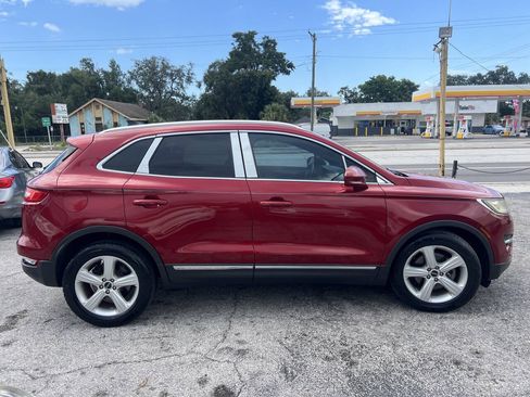 Used 2017 Lincoln MKC Premiere FWD image 7