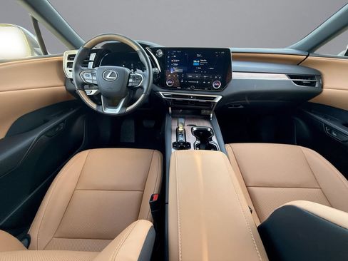 Used 2026 Lexus RX 350 Premium w/ Accessory Package (Z1) FWD image 19