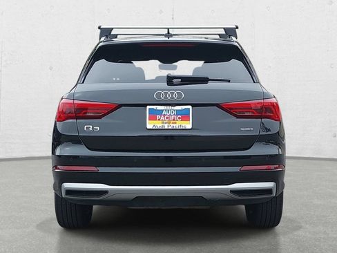 Used 2019 Audi Q3 2.0T Premium w/ Convenience Package AWD/4WD image 6