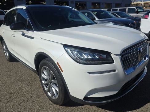 Used 2022 Lincoln Corsair FWD w/ Premium Package image 4