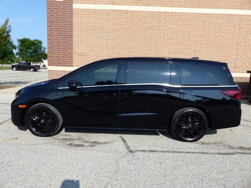 Used 2025 Honda Odyssey Sport-L image 5