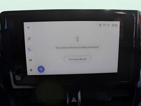 Used 2025 Toyota Corolla LE image 22