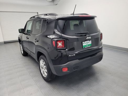 Used 2015 Jeep Renegade Latitude AWD/4WD image 5