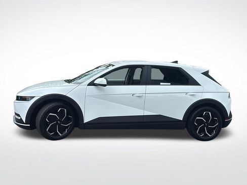 Used 2024 Hyundai Ioniq 5 SE AWD/4WD image 4