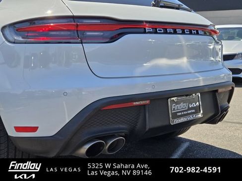 Used 2022 Porsche Macan S AWD/4WD image 8