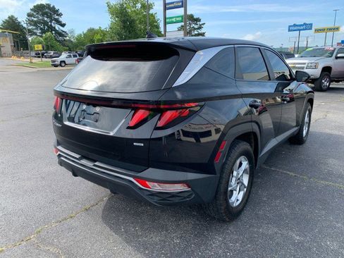 Used 2023 Hyundai Tucson SE AWD/4WD image 1