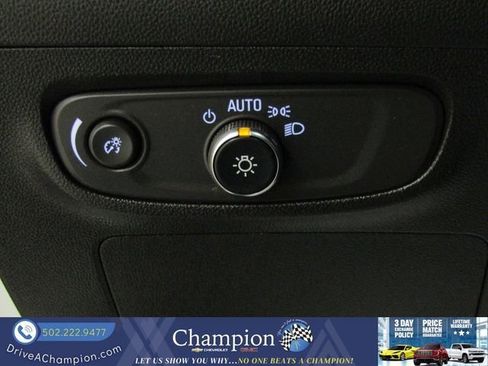 Certified 2025 Buick Encore GX Preferred AWD/4WD image 19