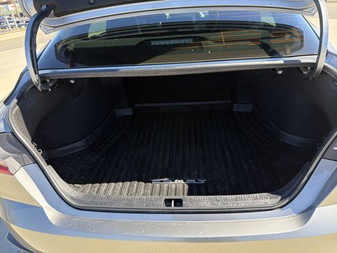 Used 2025 Toyota Camry SE w/ Multimedia Upgrade Package image 33