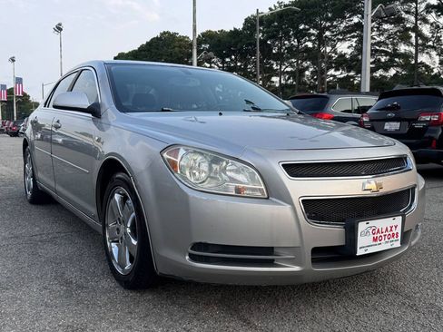 Used 2008 Chevrolet Malibu LT w/ Power Convenience Package FWD image 2
