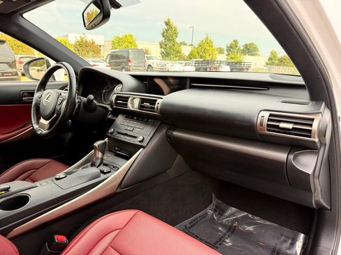 Used 2016 Lexus IS 200t w/ F Sport Package RWD image 31
