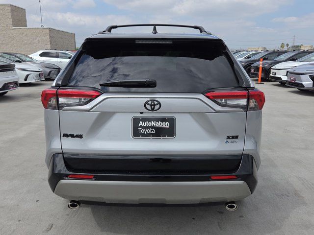 Used 2025 Toyota RAV4 XSE w/ Weather Package AWD/4WD image 7