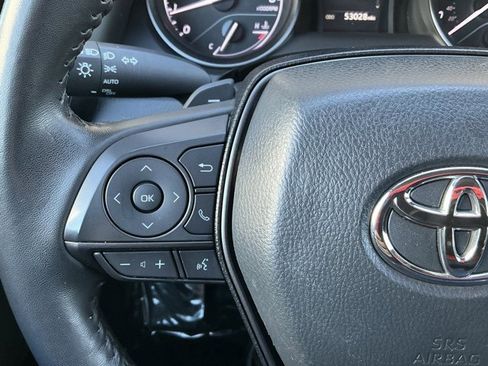 Used 2024 Toyota Camry SE image 25