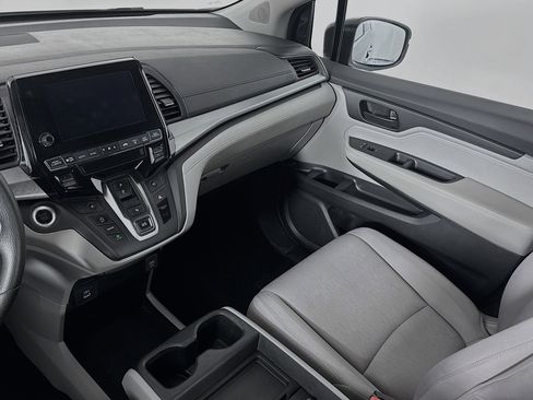 Certified 2023 Honda Odyssey EX image 22