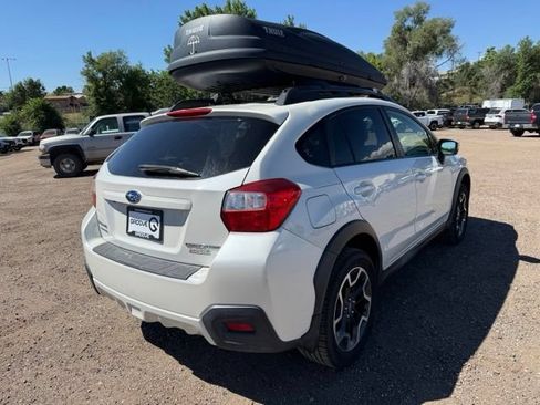 Used 2017 Subaru Crosstrek 2.0i Premium AWD/4WD image 6