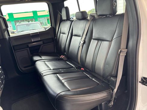 Used 2016 Ford F150 XLT w/ Equipment Group 302A Luxury image 22