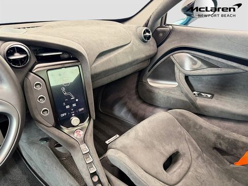 Used 2024 McLaren 750S RWD image 46