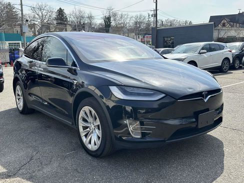 Used 2020 Tesla Model X Long Range AWD/4WD image 1