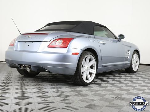 Used 2005 Chrysler Crossfire Limited image 8