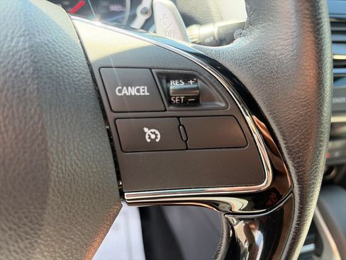 Used 2022 Mitsubishi Eclipse Cross SEL AWD/4WD image 33