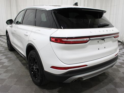 Used 2025 Lincoln Corsair FWD image 31