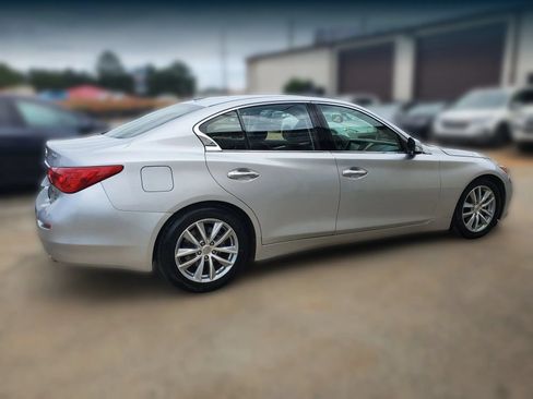 Used 2014 INFINITI Q50 Premium w/ Navigation Package AWD/4WD image 17