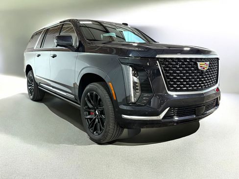 New 2026 Cadillac Escalade ESV Luxury image 20