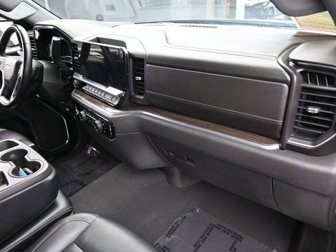 Used 2023 Chevrolet Silverado 1500 LT image 41