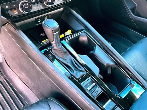 Used 2024 Honda Accord Touring image 17