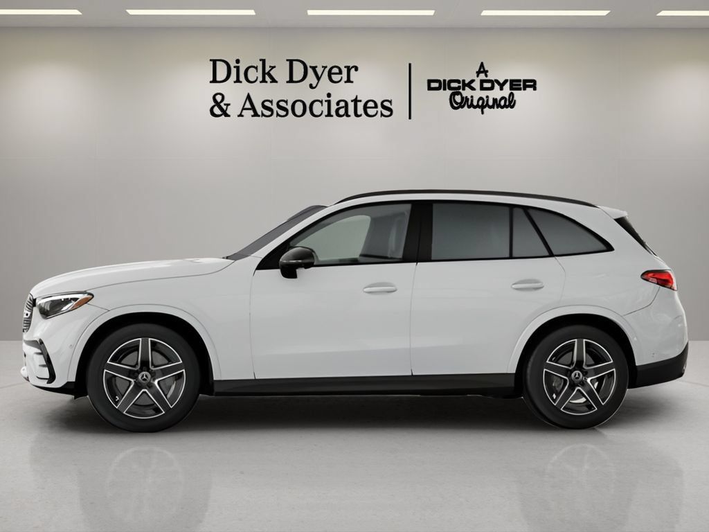 Used 2026 Mercedes-Benz GLC 300 image 27