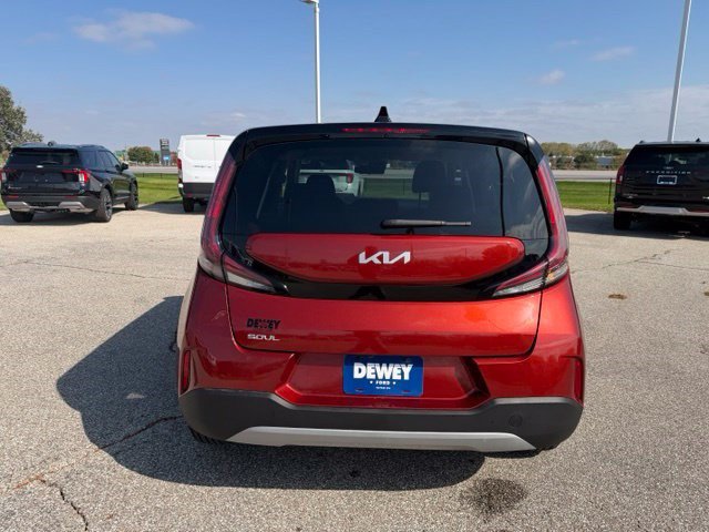 Used 2024 Kia Soul LX w/ Option Group 015 FWD image 8