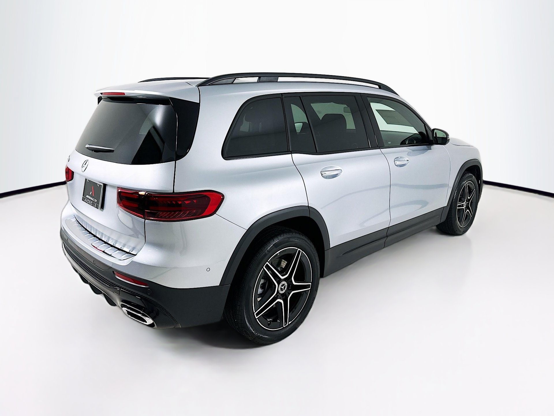 New 2026 Mercedes-Benz GLB 250 image 8