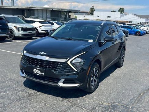 Certified 2023 Kia Sportage EX AWD/4WD image 3