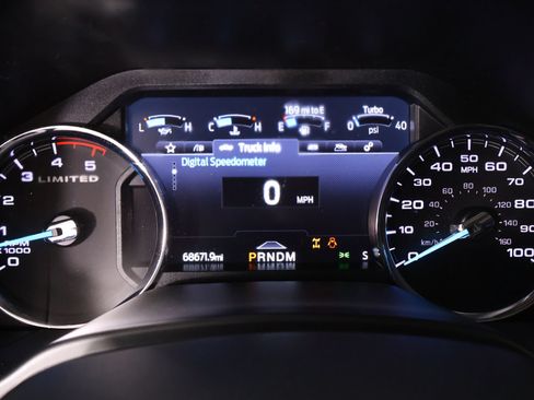 Used 2022 Ford F250 Limited AWD/4WD image 4