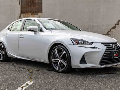 Used 2018 Lexus IS 300 AWD w/ Comfort Package