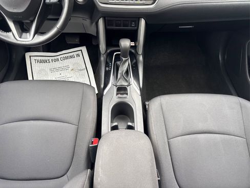 Used 2023 Toyota Corolla Cross LE w/ Moonroof Package image 21