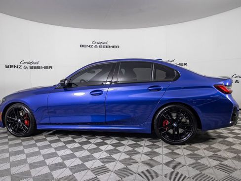 Used 2023 BMW 330i Sedan w/ M Sport Package RWD image 11