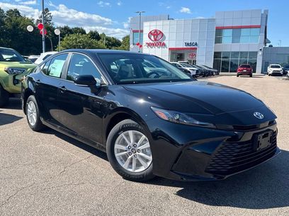 New 2025 Toyota Camry LE