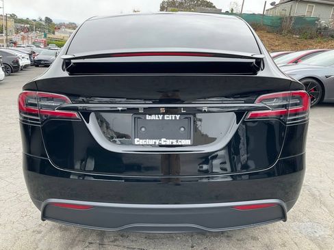 Used 2023 Tesla Model X AWD/4WD image 4