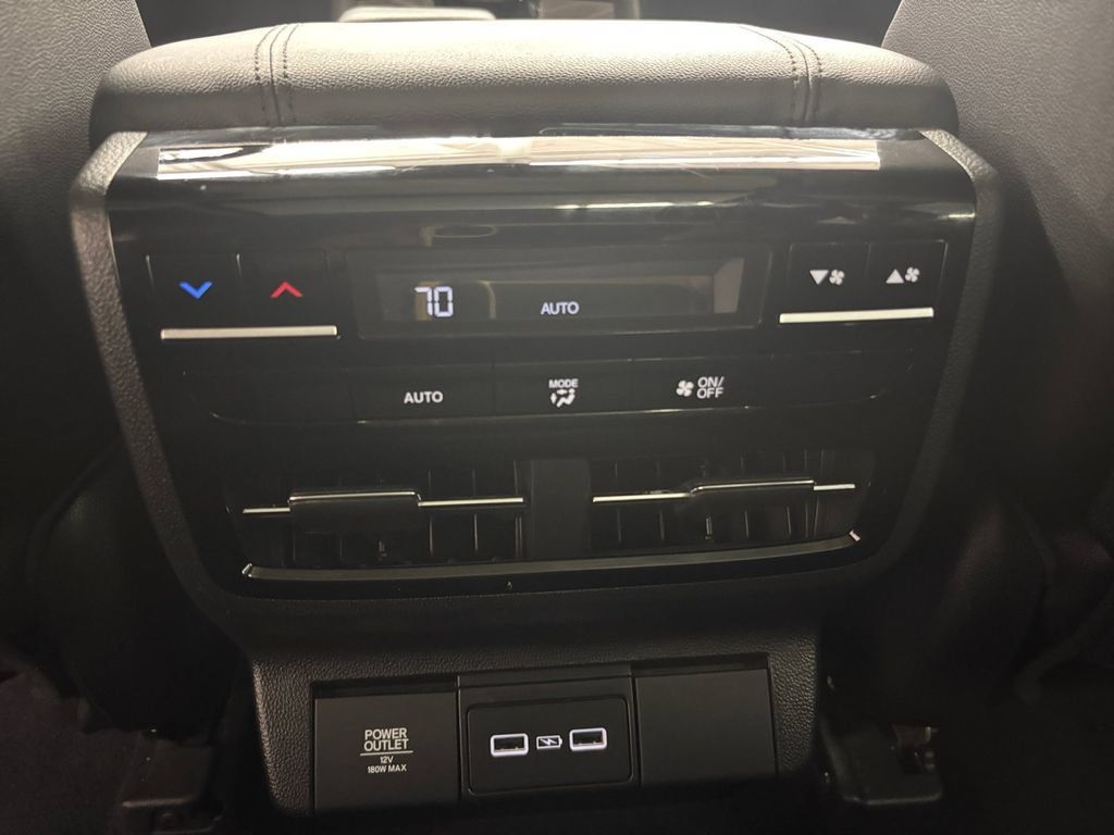 Certified 2024 Acura MDX SH-AWD image 32
