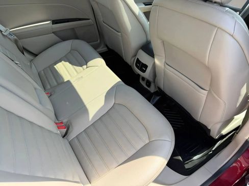 Used 2018 Ford Fusion SE w/ Fusion SE Technology Package FWD image 36