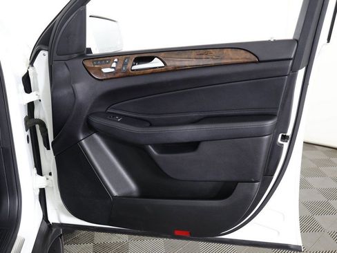 Used 2019 Mercedes-Benz GLS 450 4MATIC w/ Premium 1 Package image 26