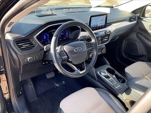 Used 2021 Ford Escape Titanium w/ Titanium Elite Package image 7