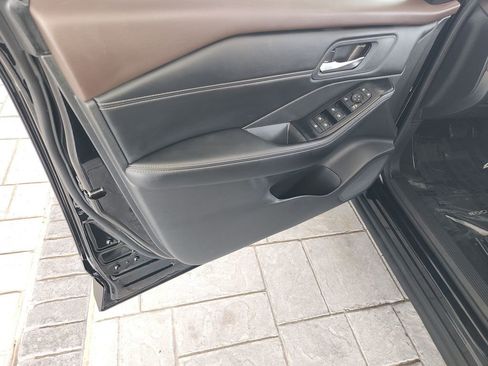 Certified 2023 Nissan Rogue SV w/ SV Premium B Package FWD image 28