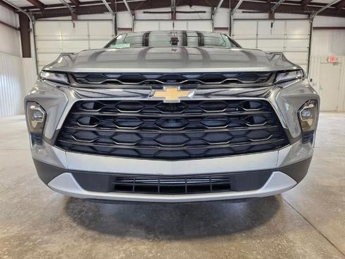 Used 2025 Chevrolet Blazer LT AWD/4WD image 8