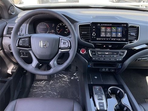 New 2025 Honda Ridgeline Black Edition image 10