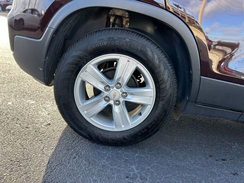 Used 2021 Chevrolet Trax LT w/ Driver Confidence Package image 7