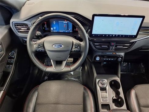 Certified 2023 Ford Escape ST-Line w/ Tech Pack #1 image 9