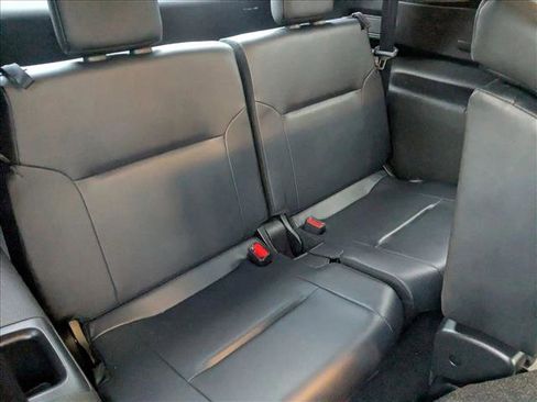 Used 2024 Mitsubishi Outlander SE image 22